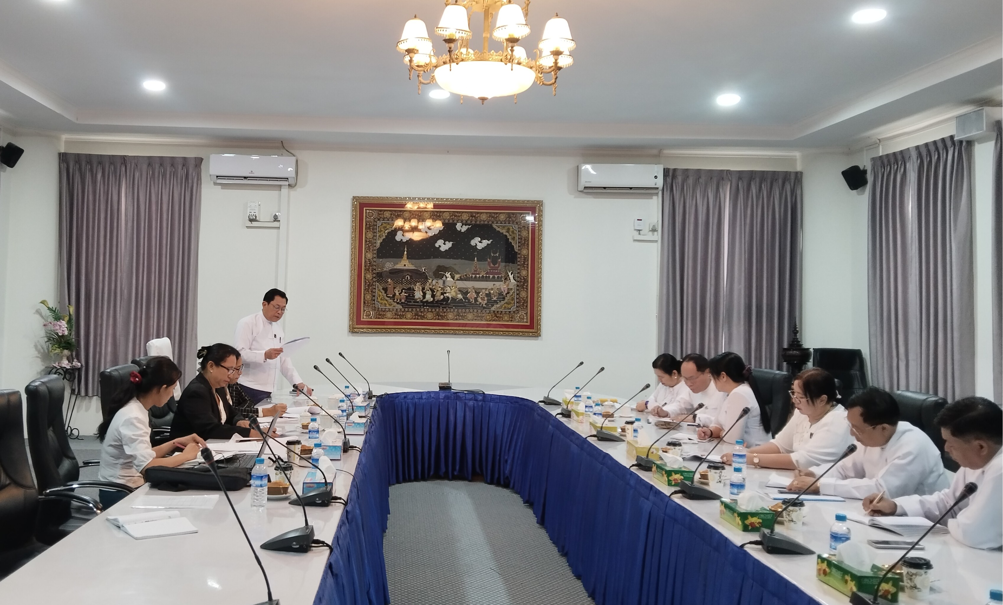 ပင်စင်စားအင်အားစာရင်းများ မှန်ကန်စေရေးအတွက် မြန်မာ့စီးပွားရေးဘဏ်ခွဲများနှင့် တွေ့ဆုံဆွေး‌နွေးခြင်း